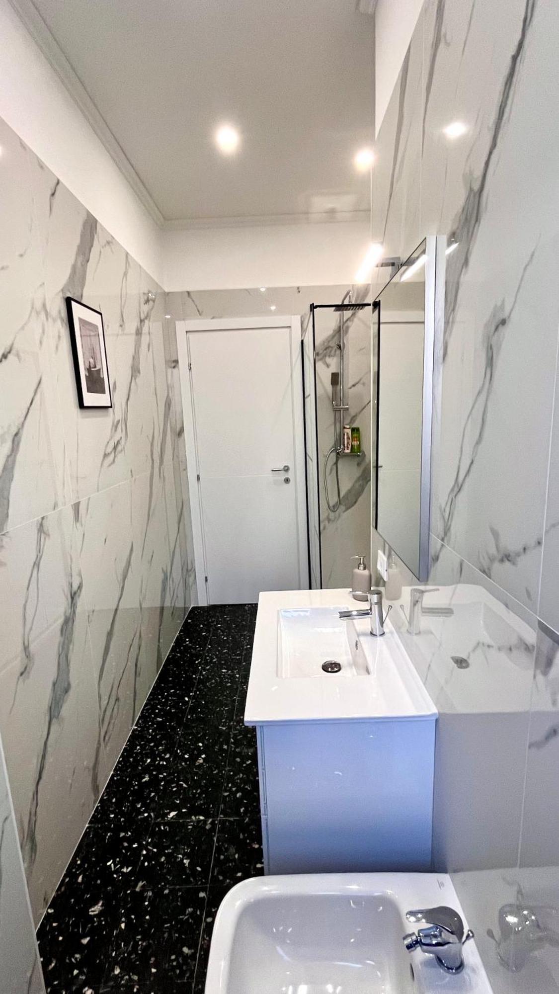 Appartamento Moderno Freidour, Metro Rivoli Torino Esterno foto